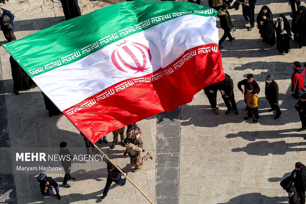 ۲۲ بهمن، جشن بزرگ مردمی است
