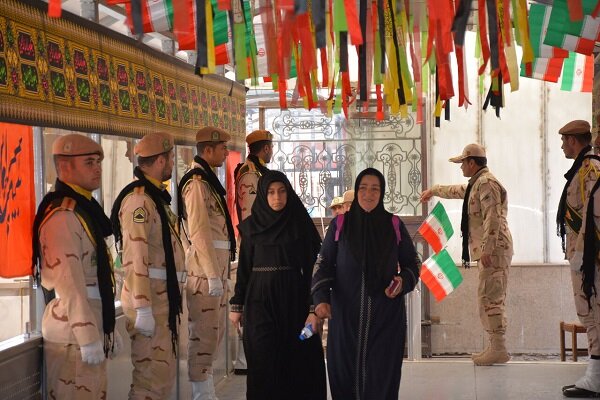 ۲۵۰ زائر خارجی اربعین حسینی از مرز بازرگان راهی کربلای معلی شدند