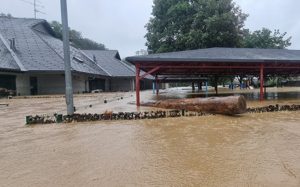 ۳ نفر در اسلوونی بر اثر جاری شدن سیل کشته شدند
