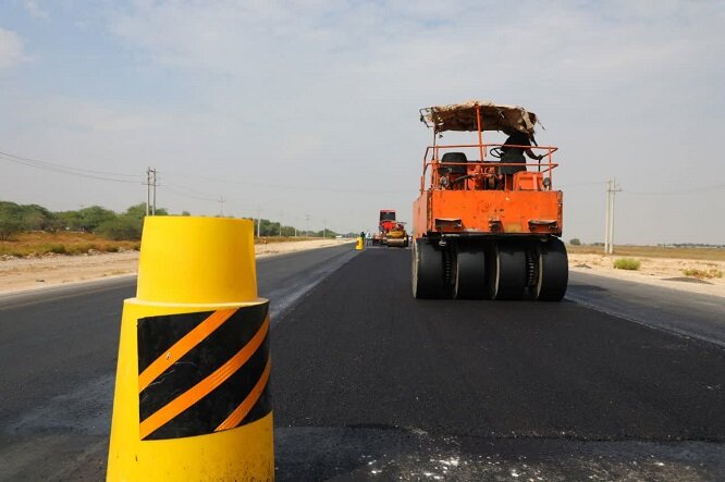 ۳۰ کیلومتراز محور ترانزیتی خوی به رازی آماده بهره برداری
شد