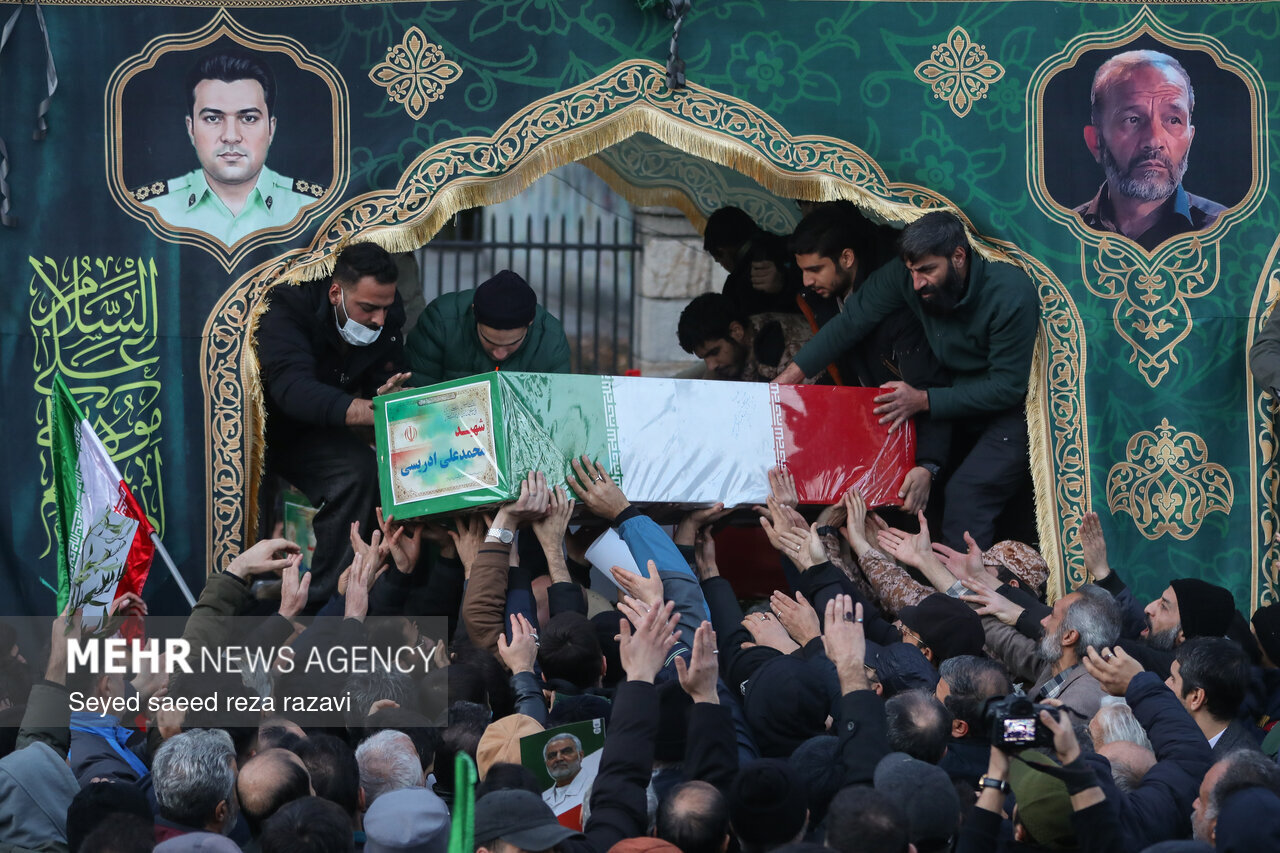 ۳۱۱۷ نفر در حوادث تروریستی دی ماه جان باختند/ ۲۴۲۷ نفر شهید شدند
