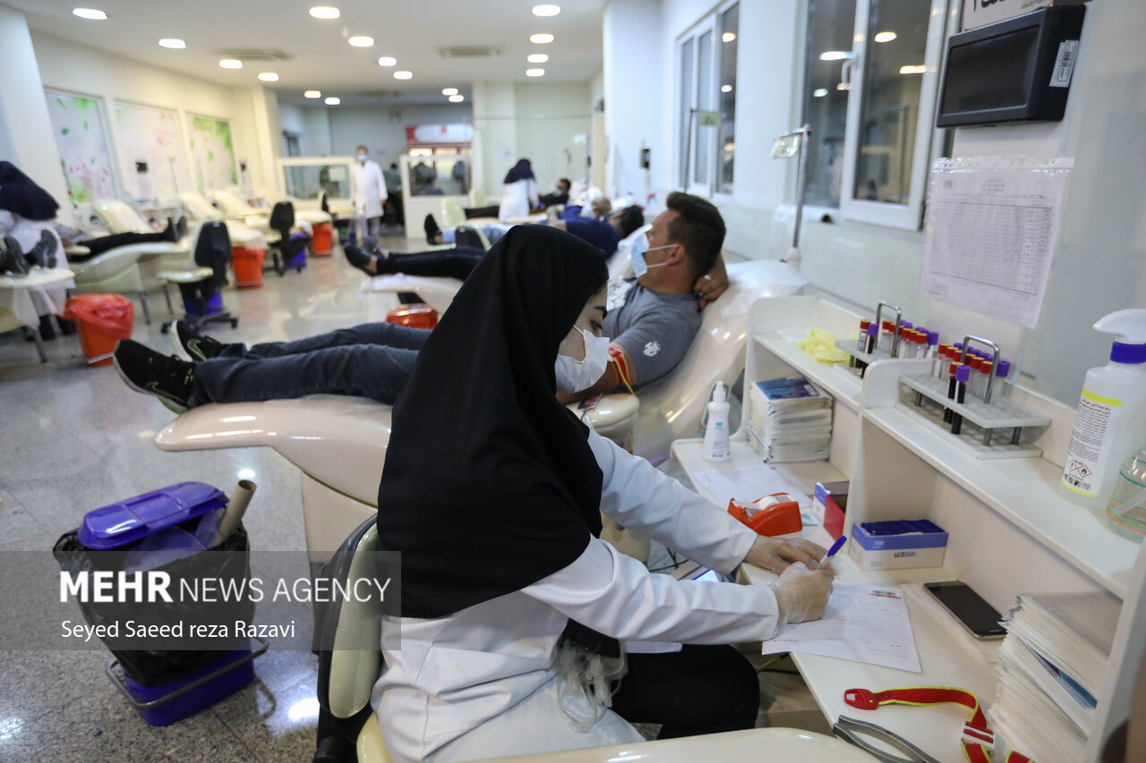 ۳۵ هزار کردستانی در سال ۱۴۰۱ خون اهدا کردند