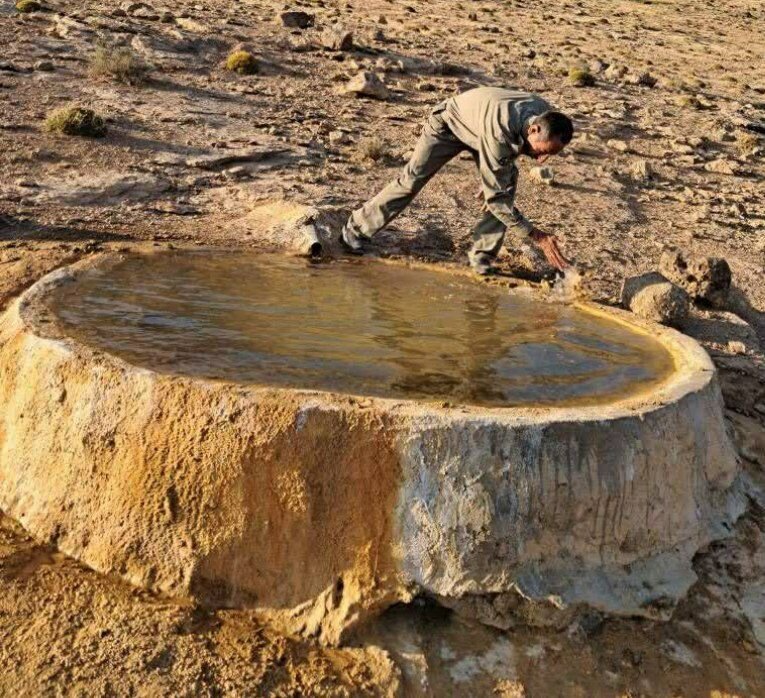 ۳۶ آبشخور حیات وحش منطقه حفاظت شده عبدالرزاق کردستان
سالم‌سازی شد