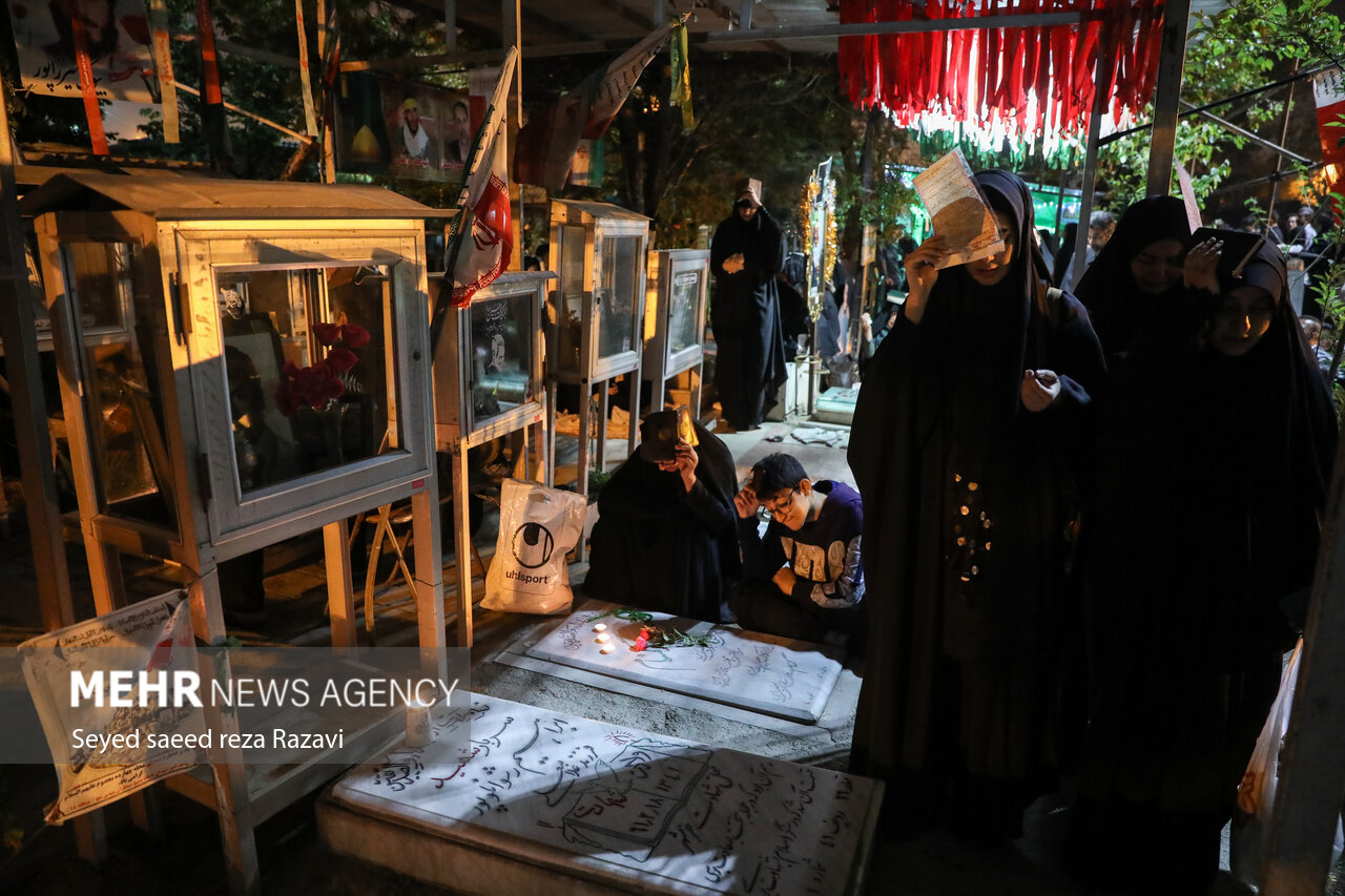 ۴۵۰ هزار نفر دومین شب قدر را در گلزار شهدای بهشت زهر احیاکردند