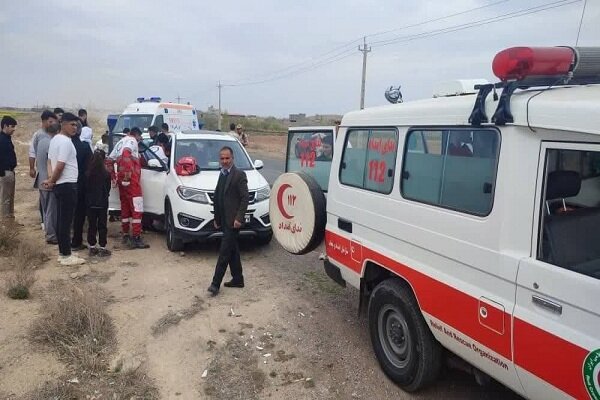 ۵ تصادف در محورهای مواصلاتی ۲۱ مصدوم برجای گذاشت