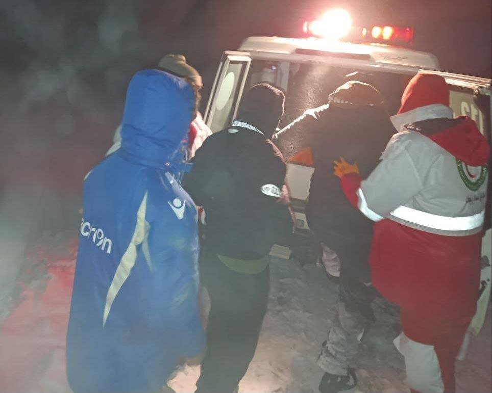 ۵ مفقودی در روستای قینرجه شاهین‌دژ نجات یافتند