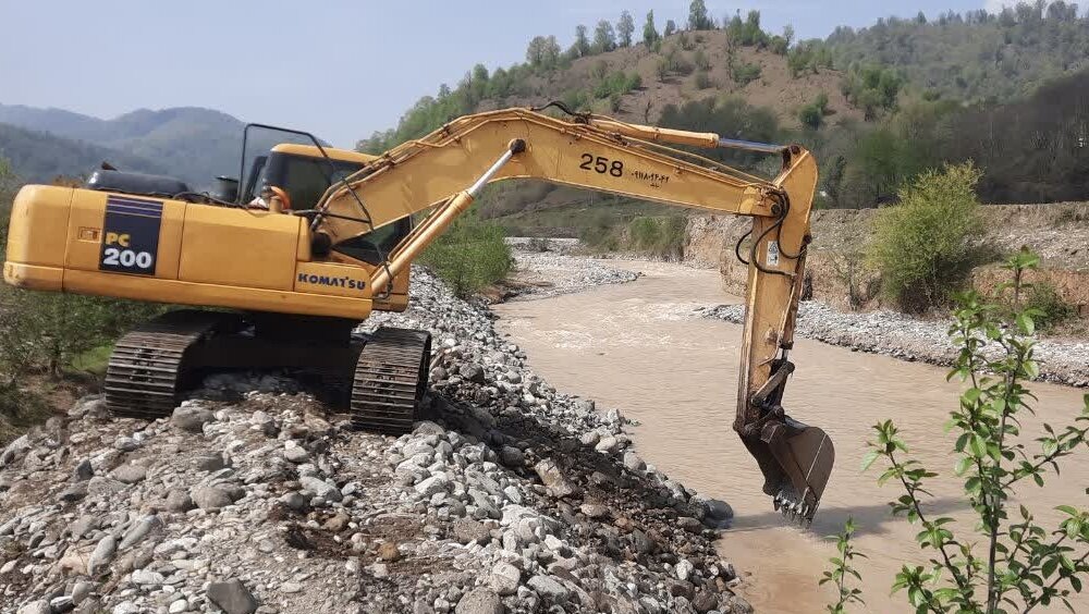 ۵۳ کیلومتر لایروبی و ساماندهی رودخانه های آذربایجان غربی  انجام شد