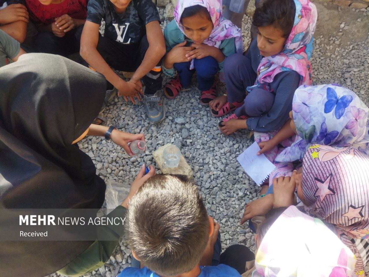 ۵۷۳ معلم جهادی عازم نقاط کمتر برخوردار کشور شدند