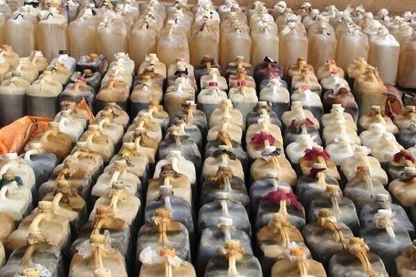 ۶۸ هزار لیتر سوخت خارج از شبکه توزیع در پاکدشت کشف شد