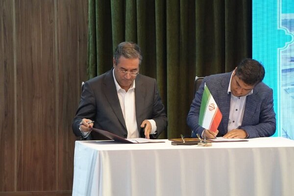 ۷ تفاهم نامه همکاری برای احیای دریاچه ارومیه امضا شد