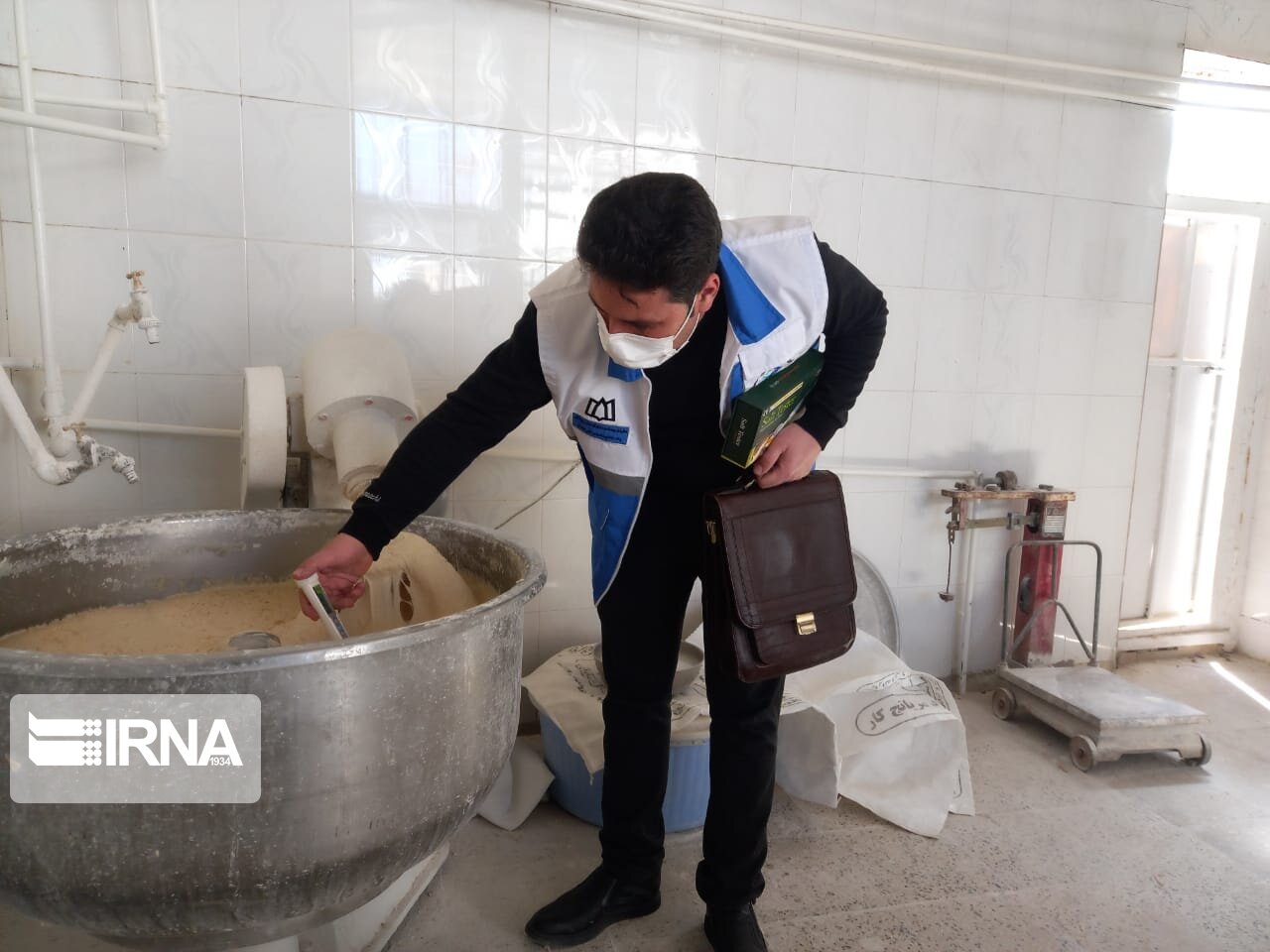 ۸۰ واحد صنفی متخلف بهداشتی در استان همدان پلمب شد