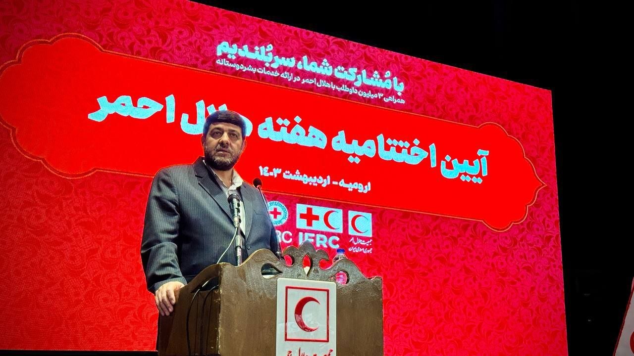 ۹۰۰ آمبولانس وخودروی نجات در بین استانها توزیع می
شود