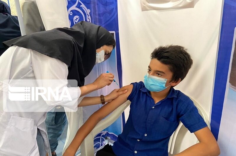 ۹۲ درصد جامعه هدف استان همدان دُز نخست واکسن کرونا را تزریق کردهاند