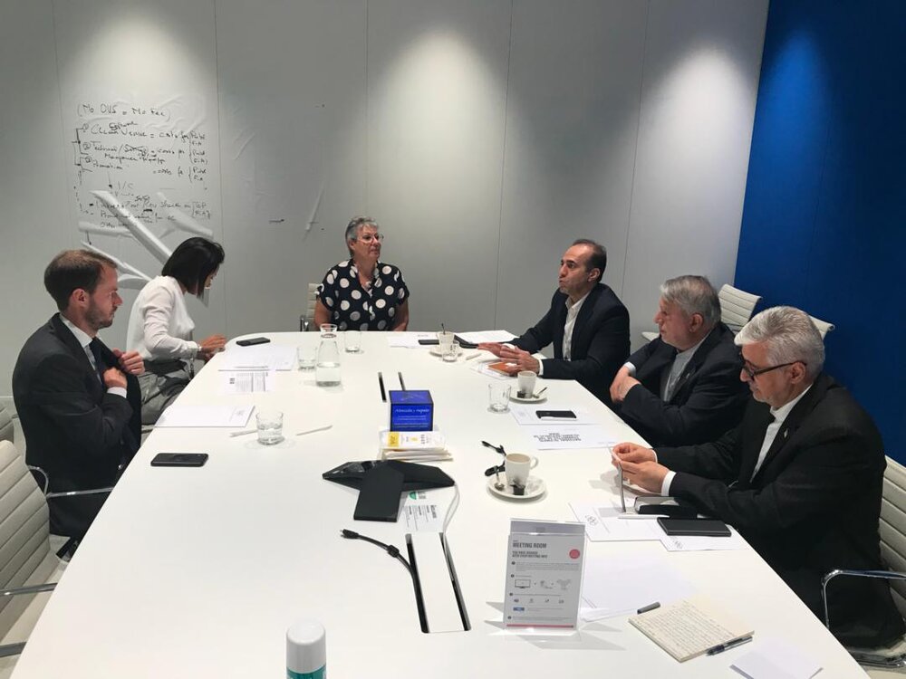 دیدار سجادی و صالحیامیری با مدیرکل فدراسیون جهانی دوچرخه سواری