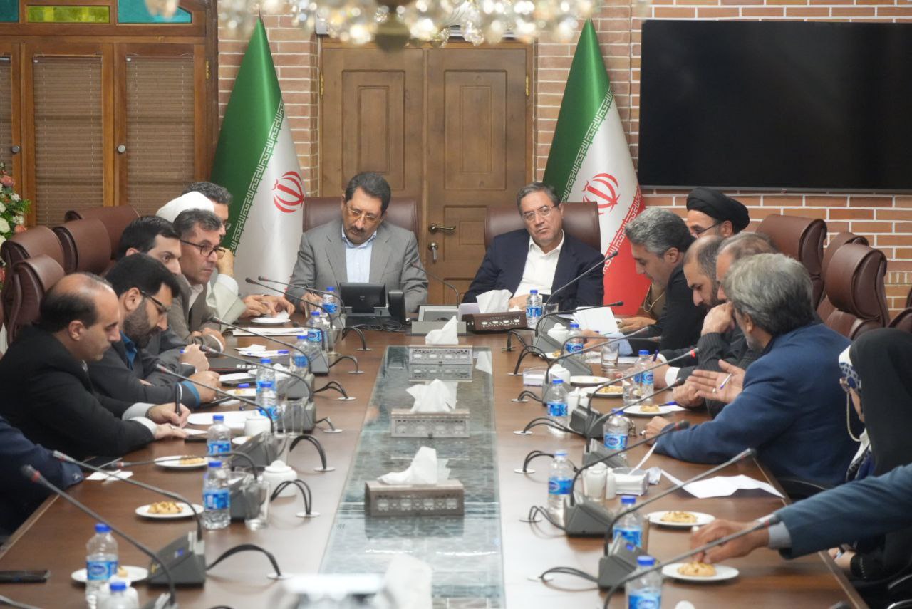 برگزاری نشست مشترک وزیر صمت و استاندار آذربایجان‌غربی
