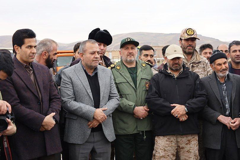 کلنگ احداث نیروگاه خورشیدی ۴۰۰ کیلوواتی در روستای پسوه پیرانشهر به زمین زده شد