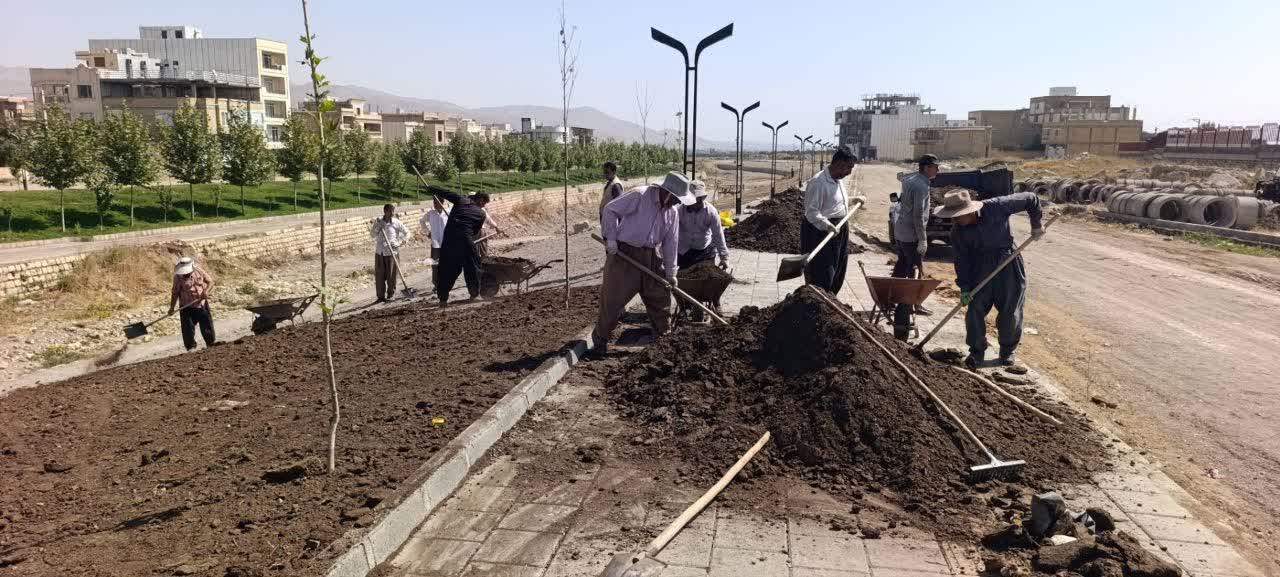 تداوم بیوقفه عمران در فاز چهار خیابان ساحلی در شهرستان اشنویه