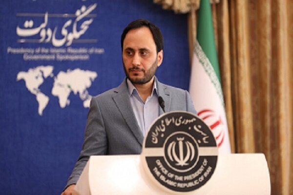 جمعی از اعضای دولت با خانواده شهدای اخیر امنیت دیدار
کردند