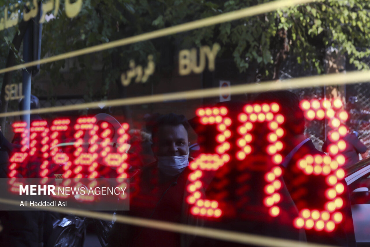 پیشنهاد کنترل انتظارات تورمی در بازار ارز