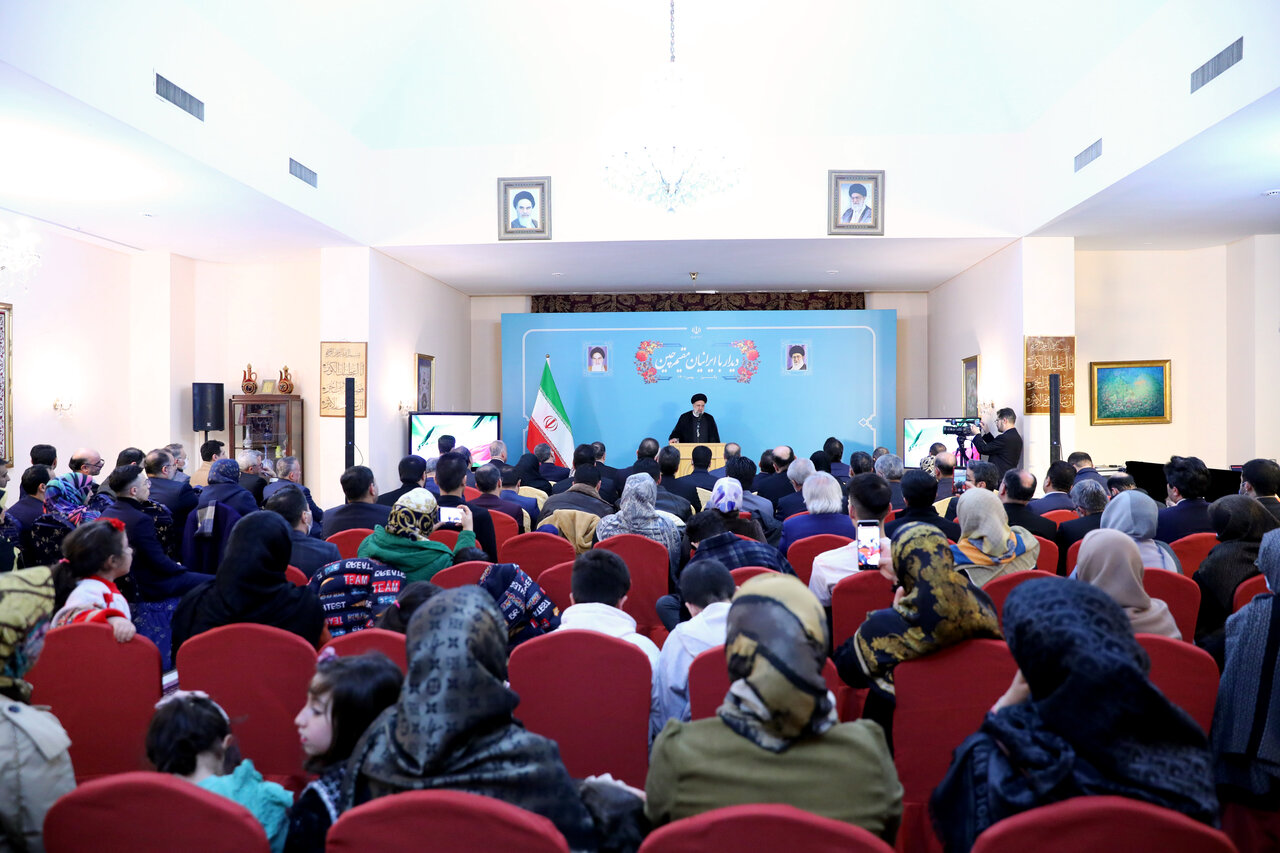 تاسیس دفاتر تجاری ایران در کشورهای مختلف باید با جدیت دنبال
شود
