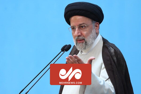 دولت وظیفه دارد در خدماتی که شهرداری به مردم ارائه میدهد کمک
کند