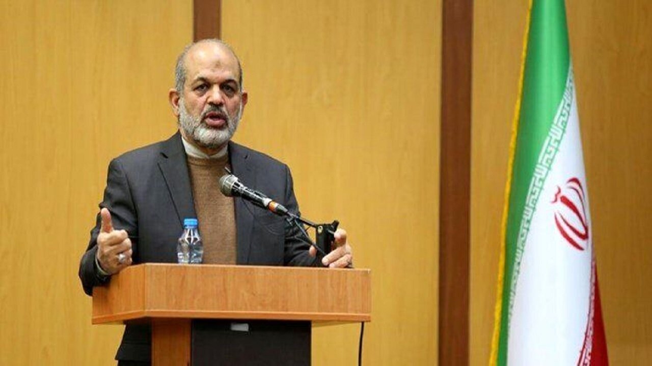 کسی در رابطه با مسمومیت‌ دانش‌آموزان دستگیر نشده است
