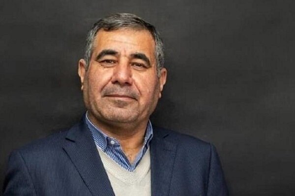 آهی: با پروژه‌های کوچک ولی موفق، می‌توانیم مسیر تحول را آغاز
کنیم