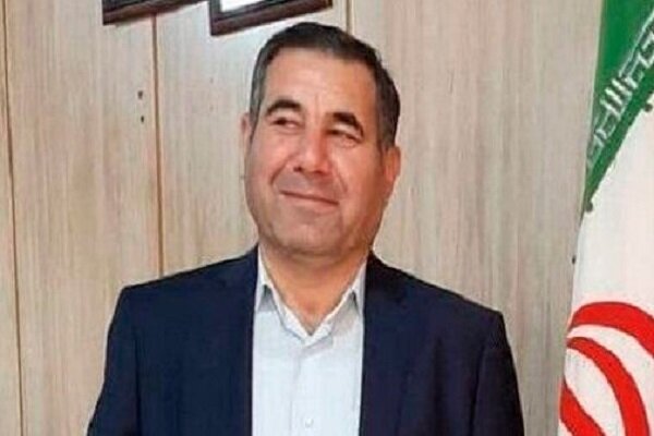 آهی: رئیس جمهور به تمام احزاب و تشکل‌های سیاسی اعتقاد
دارد