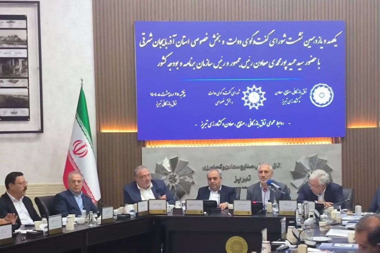 استخراج رمزارز با هر عنوانی از محل شبکه دولتی برق، خلاف
قانون است
