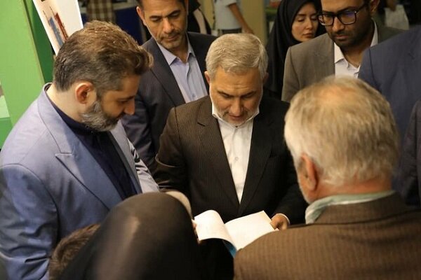 اسماعیلی: رواج فضای مجازی باعث کسادی بازار خرید کتاب چاپی
شده است