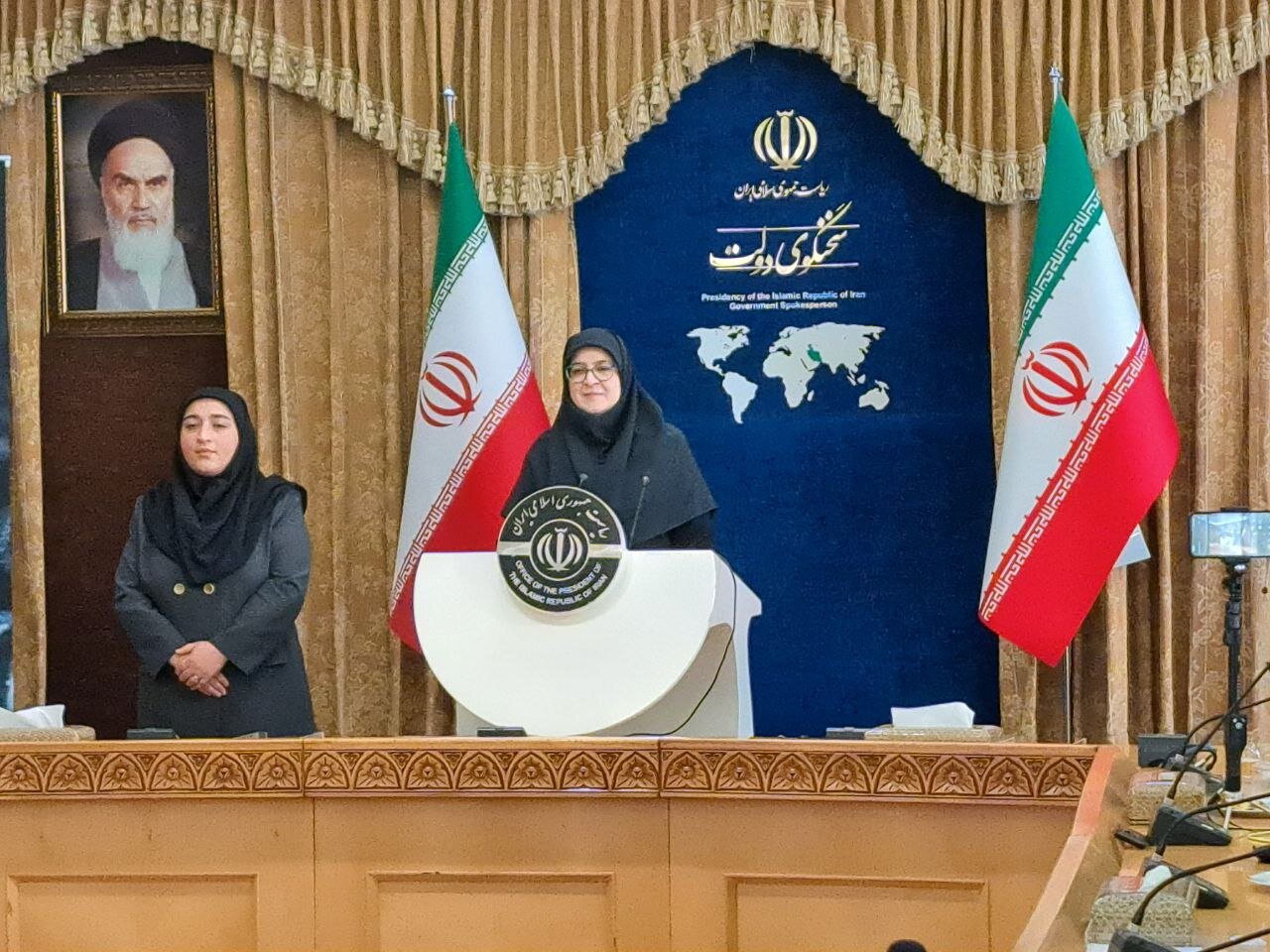 اهدای واحد مسکونی و غرامت نقدی به بازماندگان حادثه
طبس