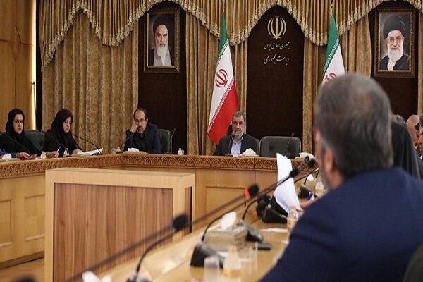 بررسی وضعیت شرکت هفت‌تپه در نشست شورای‌ عالی اقتصادی سران
قوا