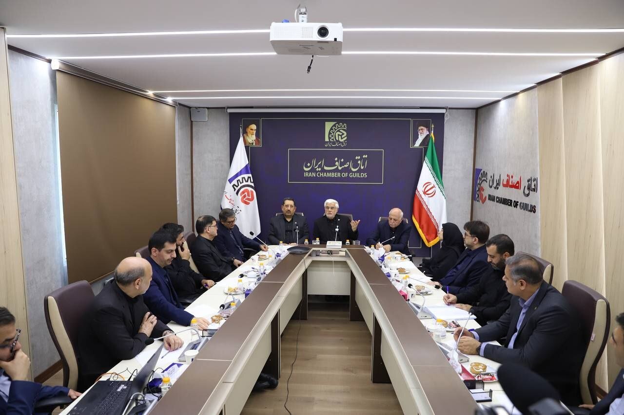 برنامه اقتصادی دوران جنگ را از ماه‌های ابتدایی دولت تهیه
کرده بودیم