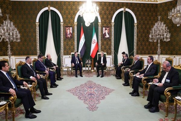 تأکید پزشکیان و السودانی بر تقویت مناسبات اقتصادی ایران و
عراق