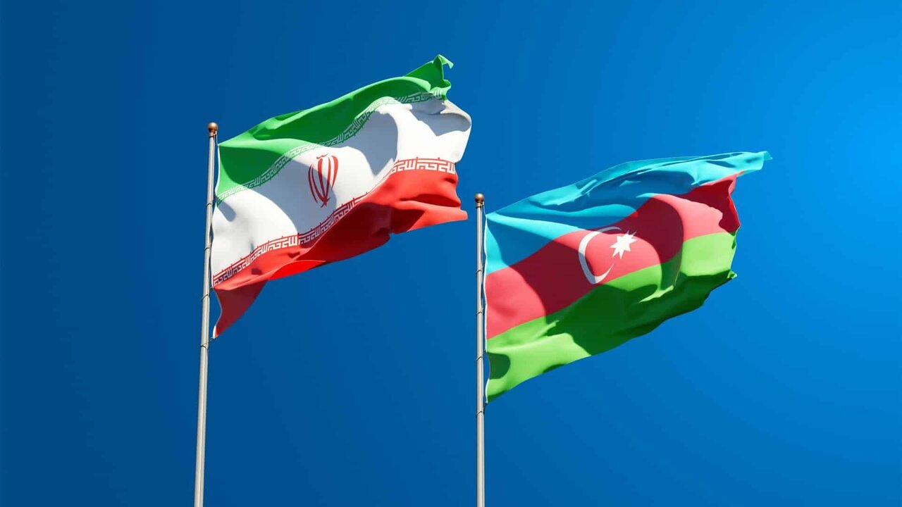 تاکید بر تداوم توسعه ارتباطات در دیدار سنایی با وزیر خارجه
آذربایجان
