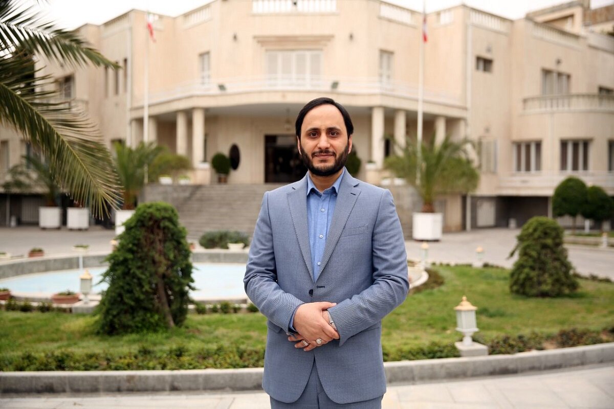 تثبیت بازارها واصلاح نظام بانکی برنامه اصلی دولت تا پایان
سال است