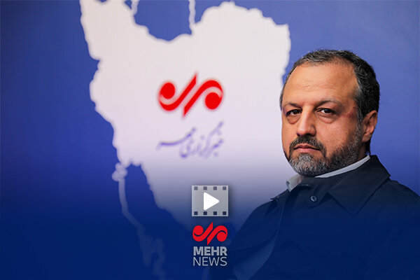 خاندوزی: پایان سال ۱۴۰۲ شاهد آغاز مسیر مثبت شاخص‌های کمی
اقتصادی بود