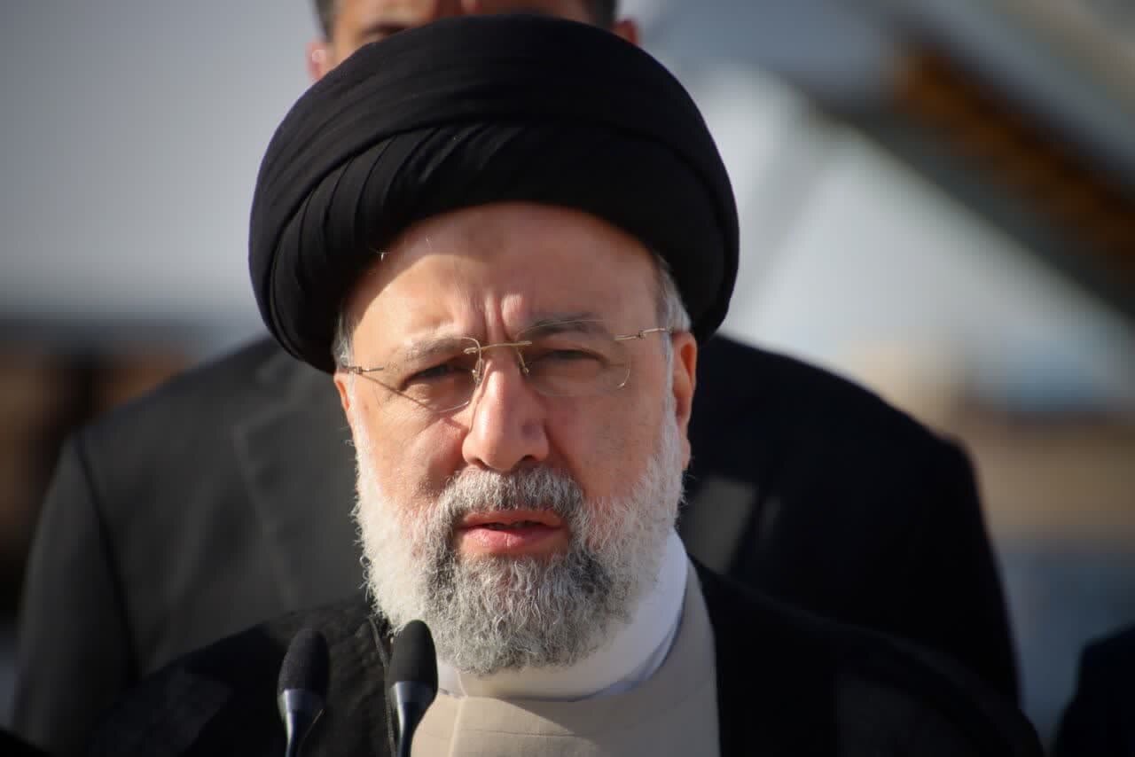دشمنان ایمان و امید ملت ایران را هدف قرار داده‌اند