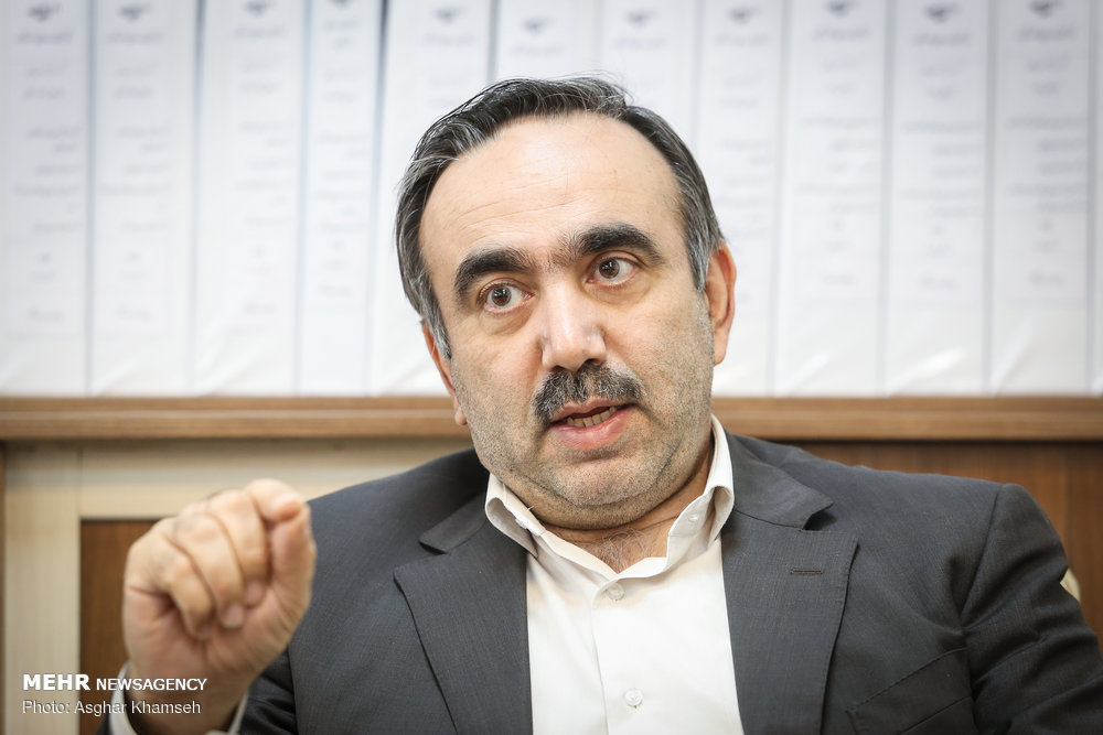 شجاعان: رصد عملکرد استانداران در دولت الکترونیک تسهیل
می‌شود