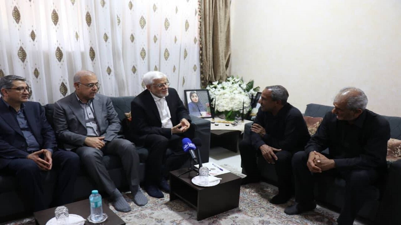 طرح لایحه تأیید جانباختگان حادثه بندر رجایی به عنوان شهید در
هیئت دولت