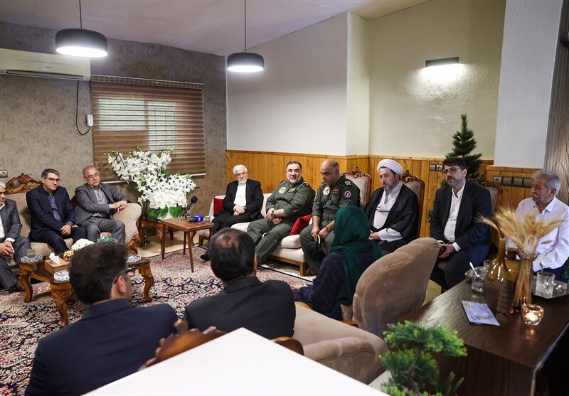 عارف: اجازه تضییع حقوق خانواده جانباختگان بندر شهید رجایی را
نمی‌دهیم