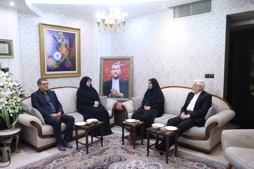 عارف: اخلاق‌مداری و حسن‌خلق شهید امیر عبداللهیان زبانزد
بود