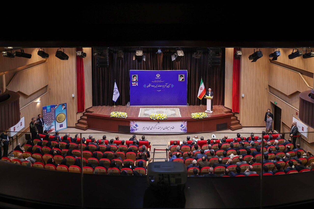 عارف: جهاد دانشگاهی نیاز به خانه‌تکانی دارد