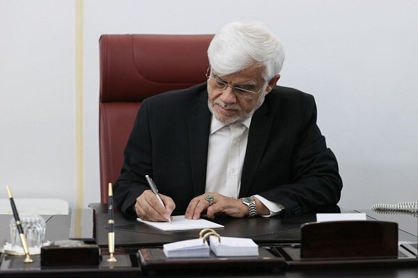 عارف درگذشت فاطمه داوری اردکانی را تسلیت گفت