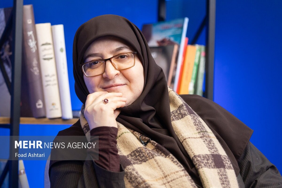 مهاجرانی: دولت از افزایش قیمت دلار سود نمی‌برد