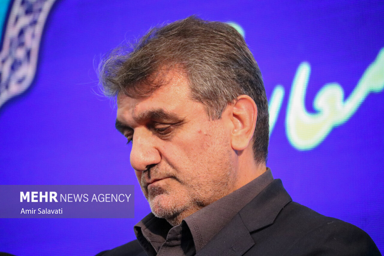 موانع و مشکلات پیرامون حوزه مسکن در استان سمنان رفع
می‌شود