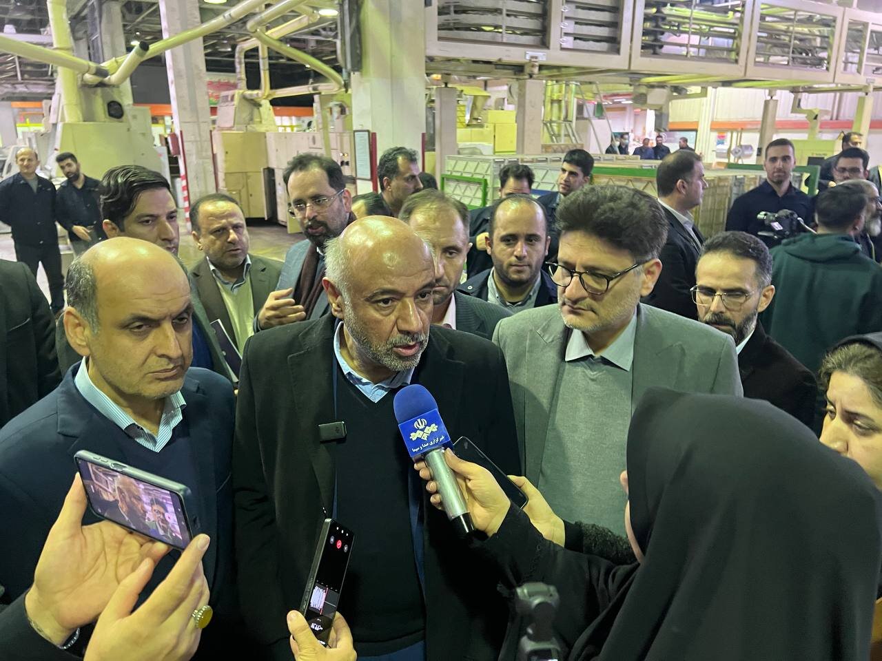 وزیر تعاون: صنایع وابسته به تأمین اجتماعی دوباره رونق
می‌گیرد