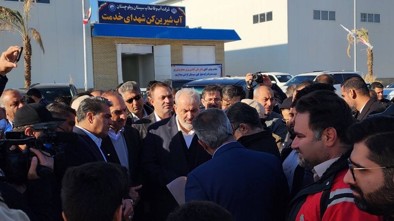 وزیر نیرو: تأمین حقابه سیستان و بلوچستان از افغانستان در حال
پیگیری است