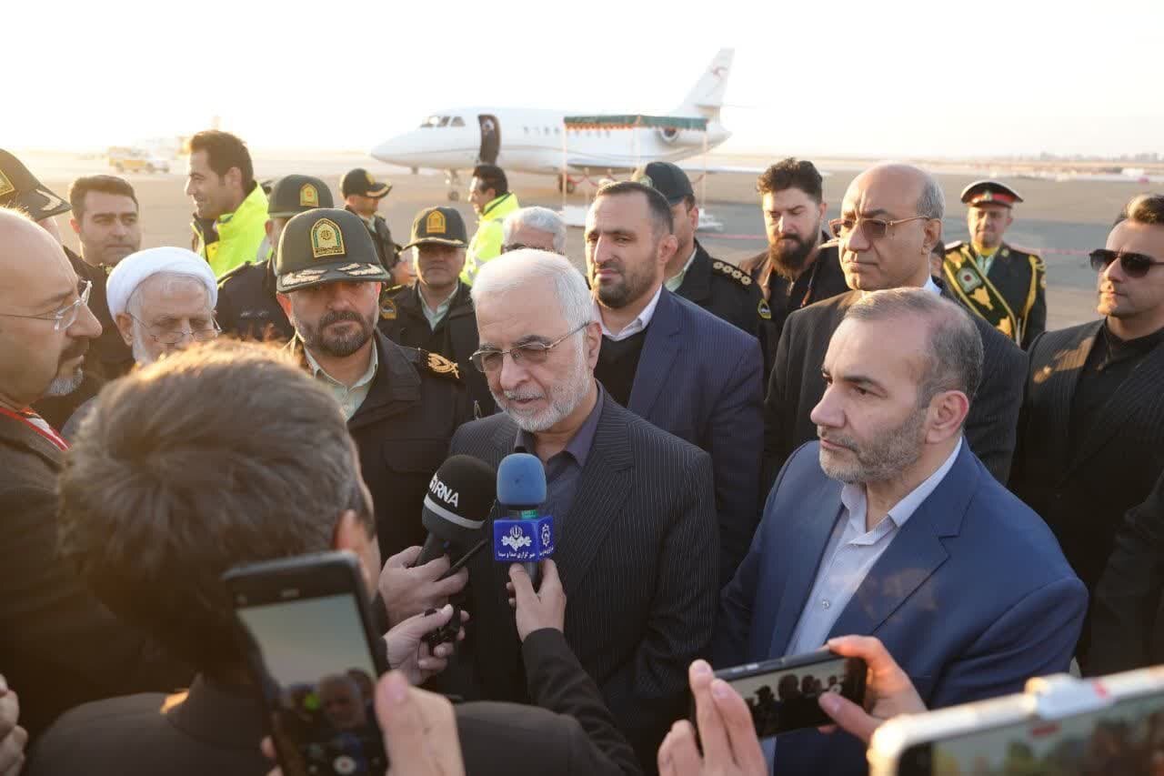 وزیر کشور: ظرفیت‌های موجود در کرمانشاه مورد استفاده قرار
می‌گیرد