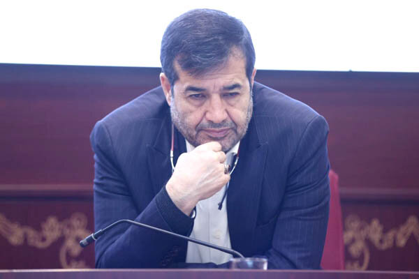وعده وزیر ورزش برای برگزاری دیدار ۱۳ دی استقلال و سپاهان در
آزادی